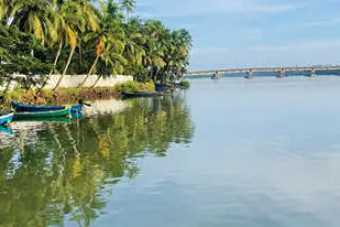 മാട്ടൂൽ ഫിഷ് ലാൻഡിങ് സെൻറർ; ഫിഷറീസ് വകുപ്പ് സാധ്യതാ റിപ്പോർട്ട് സമർപ്പിച്ചു