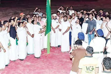 പതാക ഉയർന്നു; യൂത്ത് ലീഗ് ജില്ലാ സമ്മേളനത്തിന് തുടക്കം