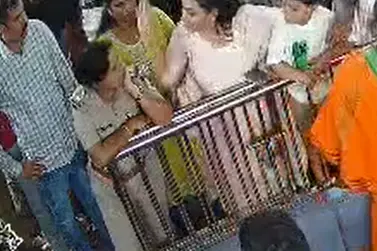 വനിതാ എസ്.ഐ.യുടെ മുഖത്തടിച്ച സംഭവം: BJP എം.എൽ.എ.യുടെ മകൾ ക്ഷമാപണം നടത്തി