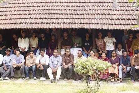 തസ്രാക്കിലെ ഞാറ്റുപുരയിൽ ഇതിഹാസം കണ്ടറിഞ്ഞ്...