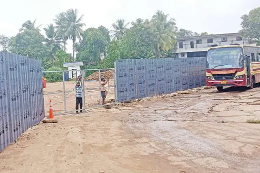 ശബരിമല സർവീസിന് 70 ബസുകളെത്തും; നിർത്തിയിടാൻ സ്ഥലമെവിടെ…