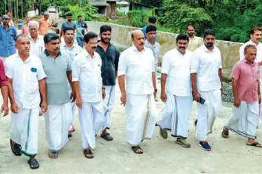 വല്ലത്തായിക്കടവ് പാലം നാളെ തുറക്കും