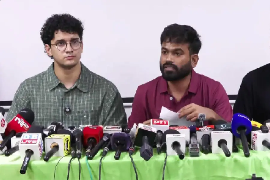 വോട്ട് വെട്ടിനിരത്തി ജനാധിപത്യം അട്ടിമറിക്കുന്നു, ഇലക്ഷൻ കമ്മീഷണർ രാജ്യത്തിന്റെ ശത്രു; രാജ്യവ്യാപക പ്രതിഷേധത്തിന് CJP