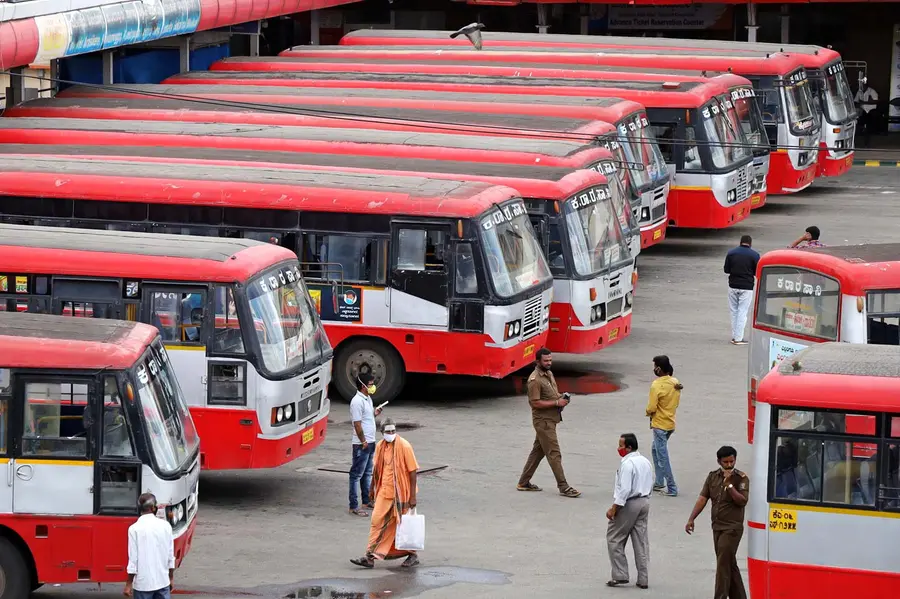 Commuters at the KSRTC Majestic Bus Stand_.jpg