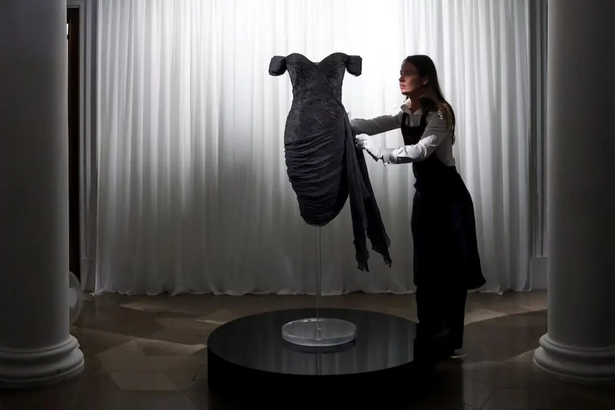 Princess Diana black dress auction | Photo: Instagram