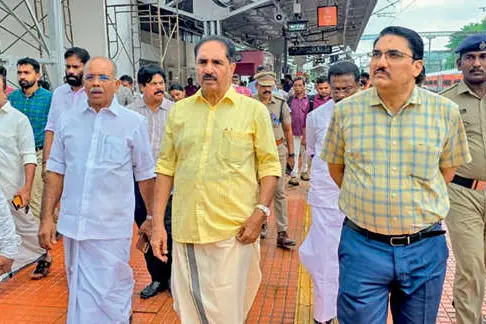 പുനലൂർ റെയിൽവേ സ്റ്റേഷൻ പുനർനിർമാണം ഡിസംബറിനുള്ളിൽ
