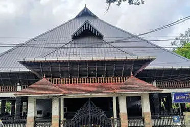 കലകൾ അവതരിപ്പിക്കാൻ തൃപ്പൂണിത്തുറയിൽ ഒരിടം വേണം