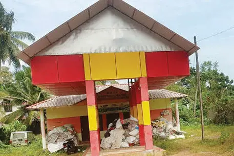 കൊടുമൺ വഴിയിടത്തിൽ യാത്രക്കാർക്ക് നോ എൻട്രി
