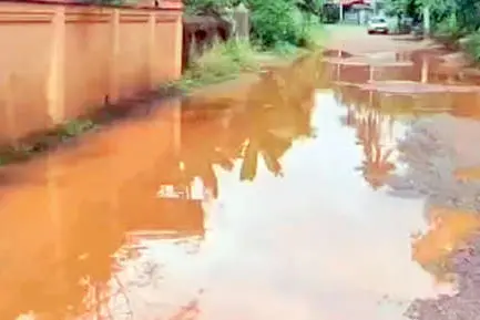 കുരിയോട്-വെള്ളൂപ്പാറ റോഡിൽ ദുരിതയാത്ര