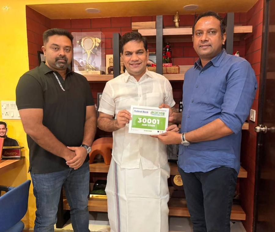 5th Kochi Marathon Registration Begins; Hybe Eden Hands Over First Bib