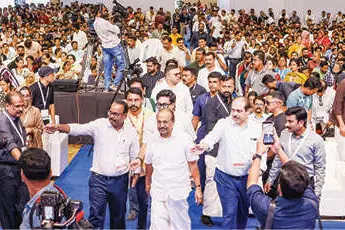 സംരംഭകർക്ക് വാതിൽ തുറന്ന് കേരള യങ് ഓൺട്രപ്രനേഴ്സ് കോൺക്ലേവ്