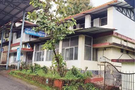 അസ്ഥിരോഗ വിദഗ്ധനില്ല; എക്സ്റേ യൂണിറ്റിന്റെ പ്രവർത്തനവും നിലച്ചു