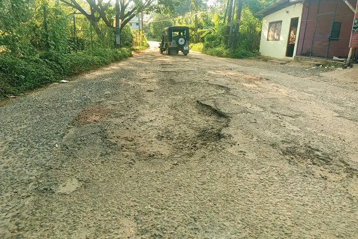 മൈലപ്ര-വല്യയന്തി റോഡ് തകർന്നിട്ട് മൂന്ന് വർഷം