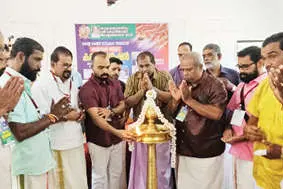 ക്ഷേത്ര വാദ്യകലാകാരൻമാരുടെ വേതനം പരിഷ്കരിക്കണം