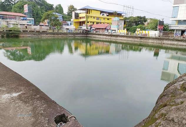 ഏട്ടുമാനൂർ ചിറക്കുളം നവീകരണത്തിന് തുടക്കം