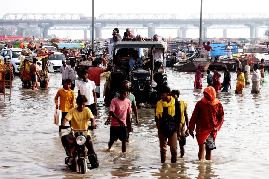 ഉത്തർപ്രദേശിൽ അതിതീവ്ര മഴയിൽ 56 മരണം: ഒഡീഷയിൽ പ്രളയഭീതി, ഉത്തരാഖണ്ഡിൽ റാഫ്റ്റിങ് നിർത്തിവെച്ചു