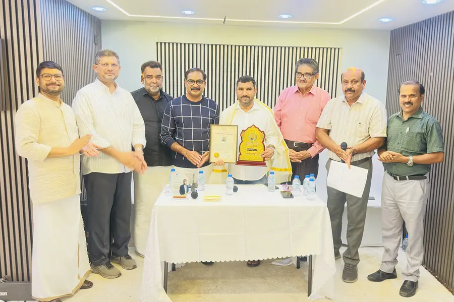 അക്ഷരജാലകം പി.എൻ പണിക്കർ അവാർഡ് സമ്മാനിച്ചു