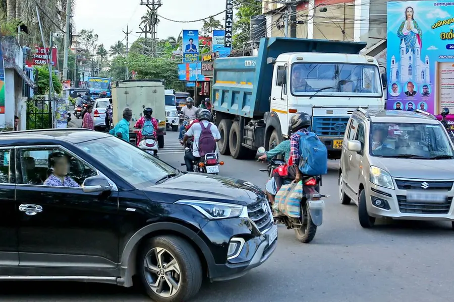 ഗതാഗത നിയമലംഘനത്തിനുള്ള പിഴ അടച്ചില്ലേ, വൈദ്യുതിയടക്കം മുടങ്ങും; കർശന നടപടിക്ക് സുപ്രീംകോടതി നിർദേശം