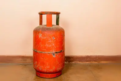 4 killed, including 3-year-old boy, after LPG cylinder blast collapses UP house