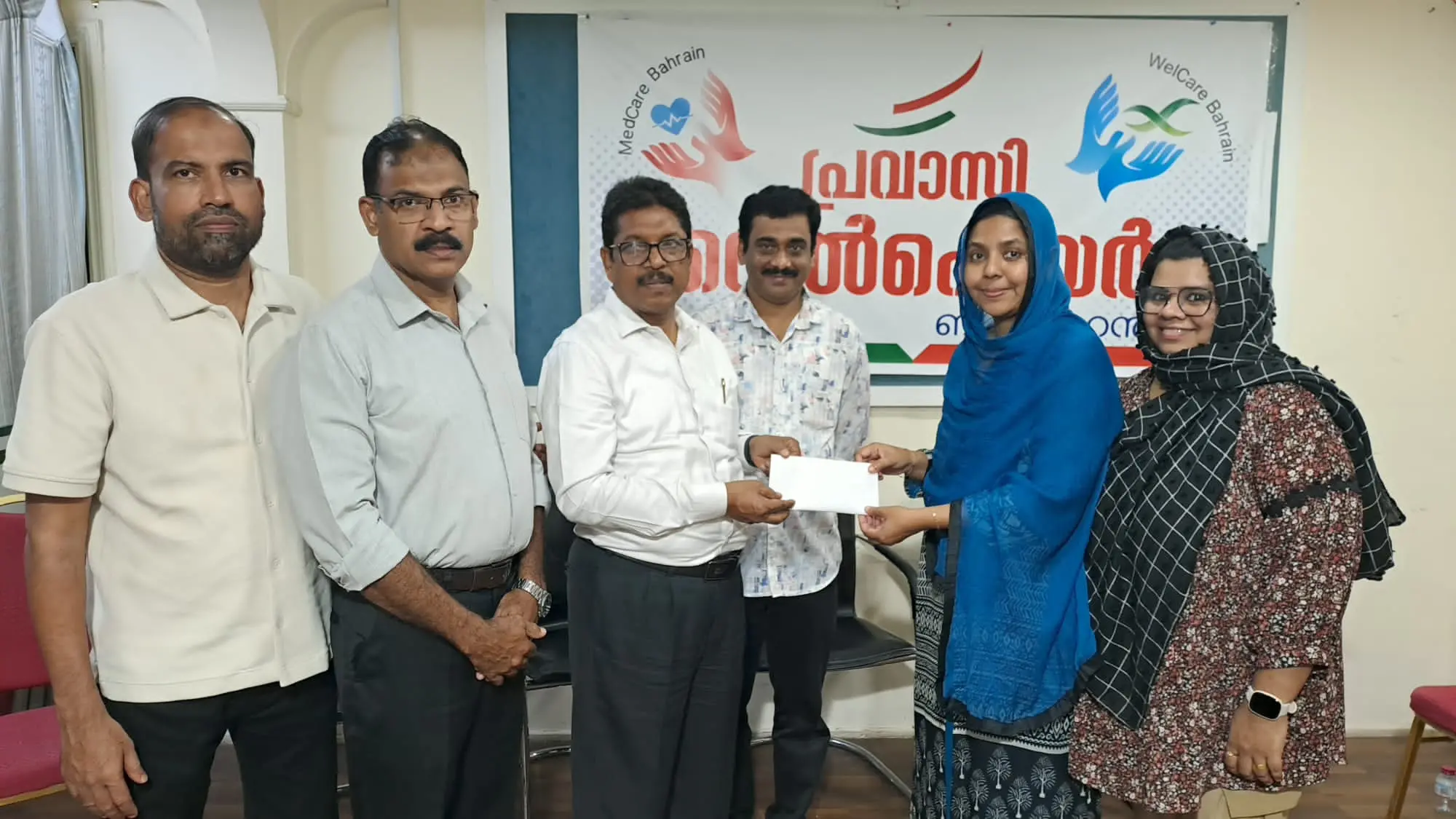 വീട്ടമ്മയ്ക്ക് സഹായവുമായി ബഹ്റൈനിലെ പ്രവാസി കൂട്ടായ്മ