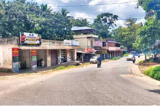 പഴകുറ്റി-മംഗലപുരം റോഡ്: രണ്ടാംഘട്ട റീച്ചിന്റെ നിർമാണം അനിശ്ചിതത്വത്തിൽ