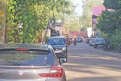 ചെട്ടികുളങ്ങര-വടക്കേത്തുണ്ടം-കരിപ്പുഴ റോഡ്; നവീകരണത്തിന് 5.2 കോടി അനുവദിച്ചു