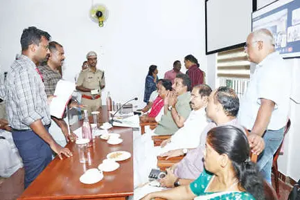 ഇനിയൊരു ദുരന്തമുണ്ടായാൽ ഉത്തരവാദിത്വം സർക്കാർ ഏറ്റെടുക്കില്ല-ഷിബു ബേബിജോൺ