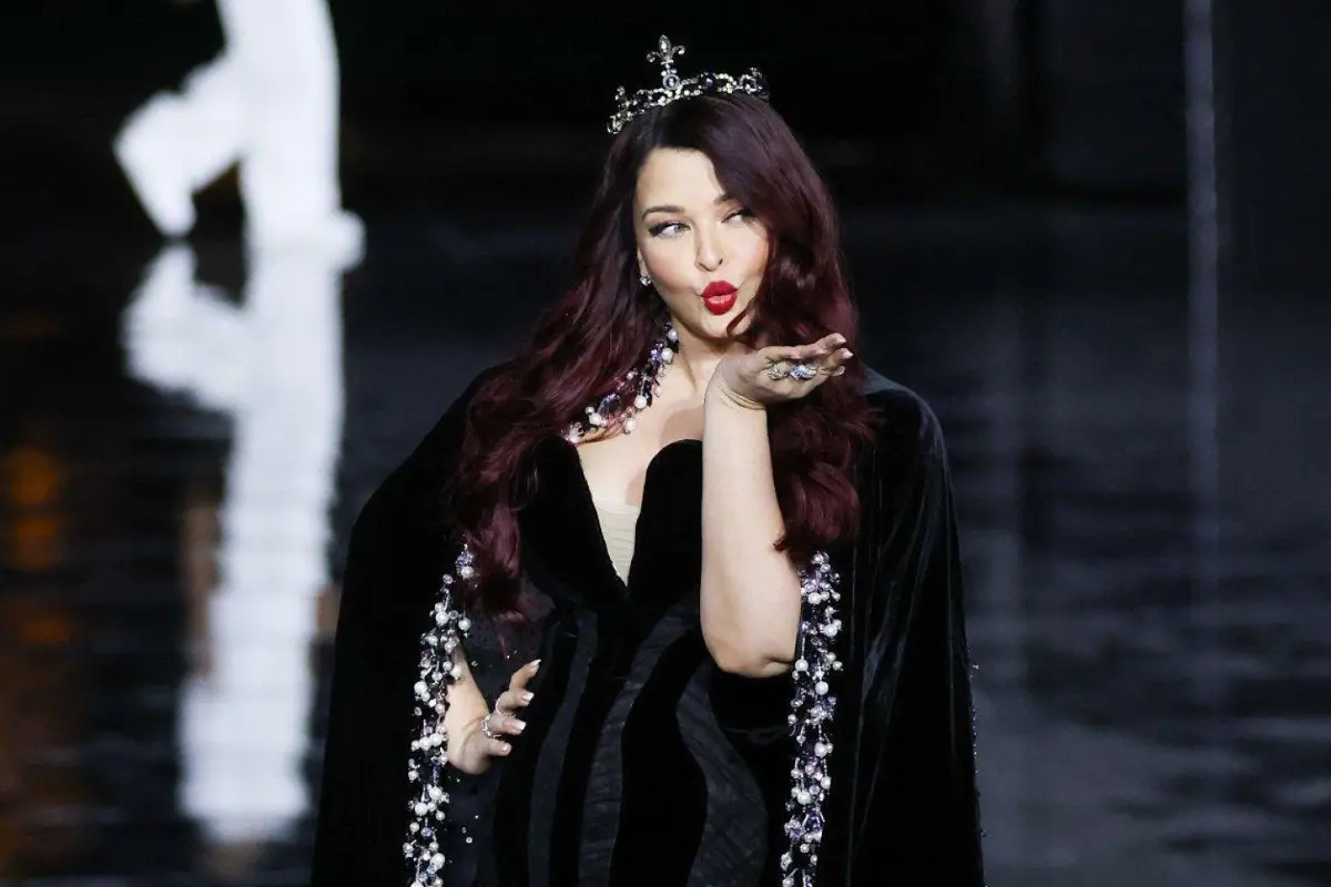 Aishwarya Rai Bachchan at L'Oréal Paris' Le Défilé during Paris Fashion Week. Photo | X