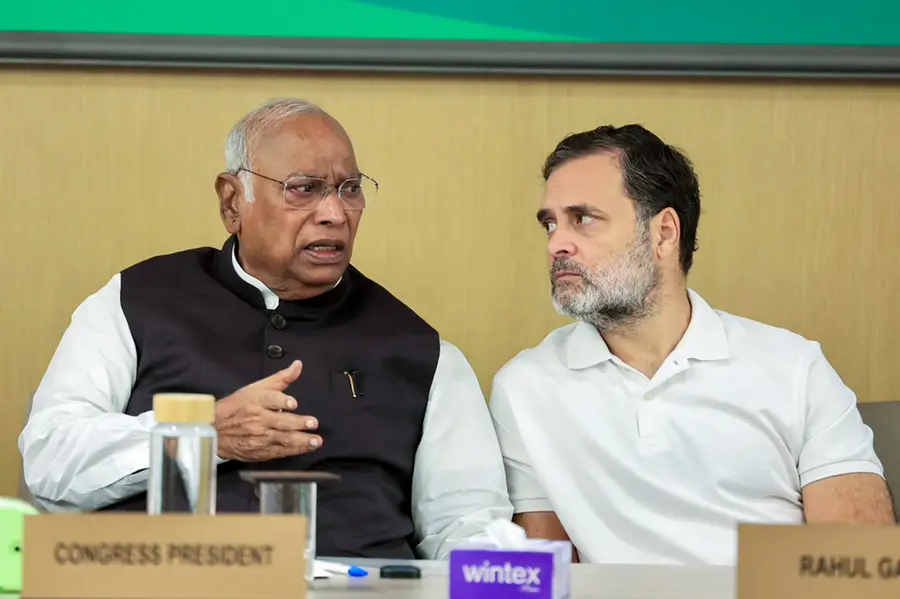 വിദ്യാഭ്യാസമേഖലയിലെ ആർ.എസ്.എസ്. ഇടപെടൽ ചെറുക്കാൻ കോൺഗ്രസ്; കർമപദ്ധതി തയ്യാറാക്കും
