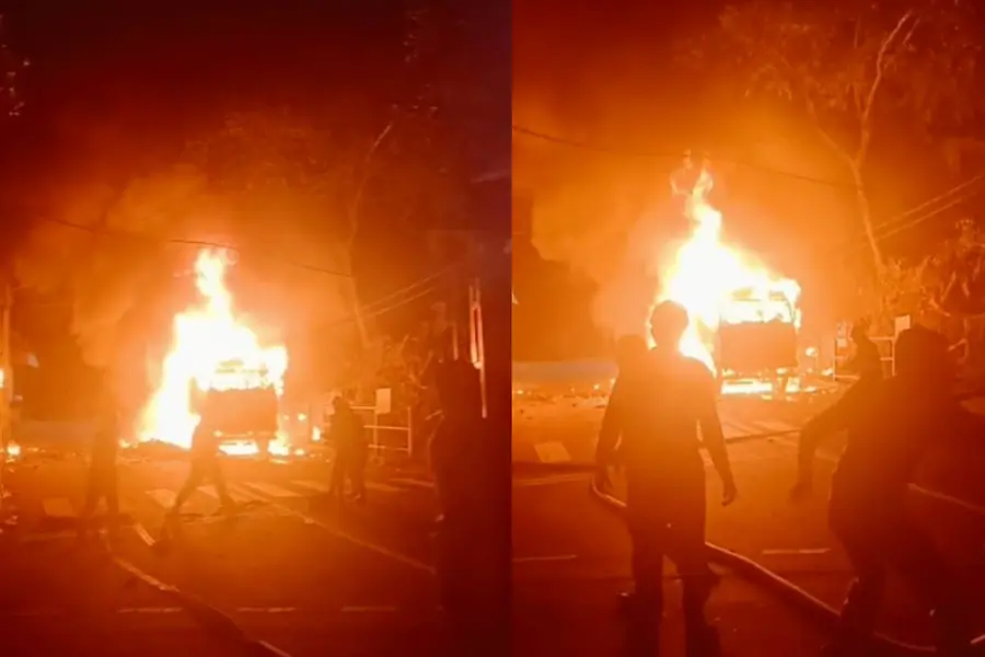 ഓടിക്കൊണ്ടിരിക്കെ ആക്രി ലോറിക്ക് തീപ്പിടിച്ചു; തലനാരിഴയ്ക്ക് ഒഴിവായത് വൻ ദുരന്തം