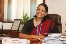 'അന്നവൻ നാടുവിട്ടുപോകാൻ തീരുമാനിച്ച ദിവസമായിരുന്നു'; സി.എം.എസ് കോളേജിന്റെ ആദ്യ വനിതാ പ്രിൻസിപ്പൽ പറയുന്നു