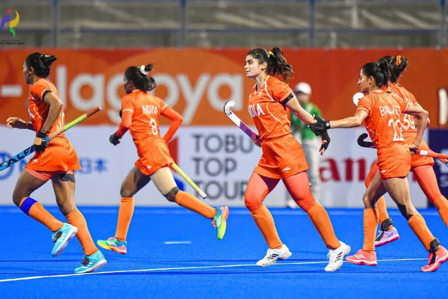 women hockey