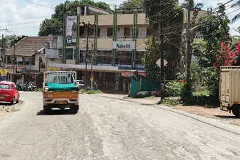 ഒറ്റപ്പാലം-ചെർപ്പുളശ്ശേരി പാത; യാത്രക്കാർക്ക് ദുരിതമേറെ
