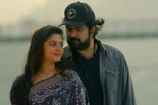 90-കളിലെ മനോഹരമായ പ്രണയം അഭ്രപാളികളിലേക്ക്... 'ചിരം' ഒക്ടോബർ 9ന്, ചിത്രത്തിലെ ആദ്യ ഗാനം പുറത്തിറങ്ങി