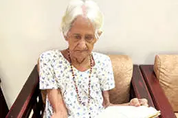 പത്താം ക്ളാസ് സർട്ടിഫിക്കറ്റിന് 95-ലും ഫസ്റ്റ്ക്ളാസ് തിളക്കം