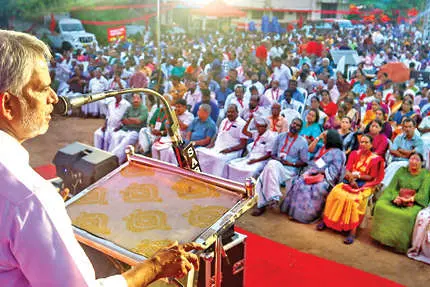 മുഖ്യമന്ത്രി വഴിയിൽ വീഴുമെന്ന് സൂചന-എ. വിജയരാഘവൻ