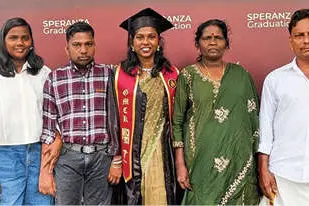 പ്രതിസന്ധികളെ അതിജീവിച്ച് ബിൻസി ഡോക്ടറായി