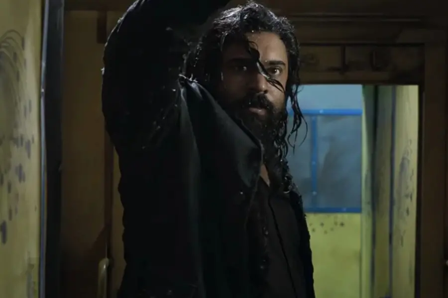 ‘Yezhu Kadal Yezhu Malai’ review: AI, awkward dialogue and a chaotic script hurt Ram’s fantasy