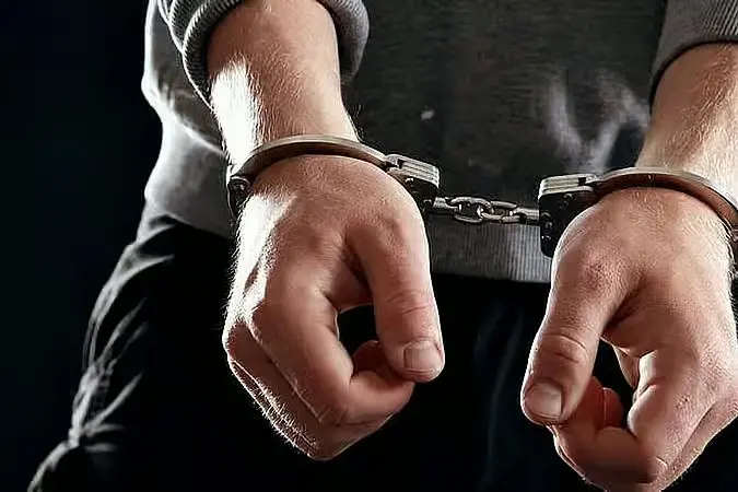 പൊതുസ്ഥലങ്ങളിലെ മോശം പെരുമാറ്റം: മക്കയിൽ ഒരാൾ അറസ്റ്റിൽ; ശക്തമായ നടപടിയുമായി സൗദി പ്രോസിക്യൂഷൻ