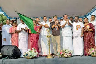 മലയാറ്റൂർ വള്ളംകളി: പുളിക്കക്കടവ് നാട്ടുകൂട്ടം ജേതാക്കൾ