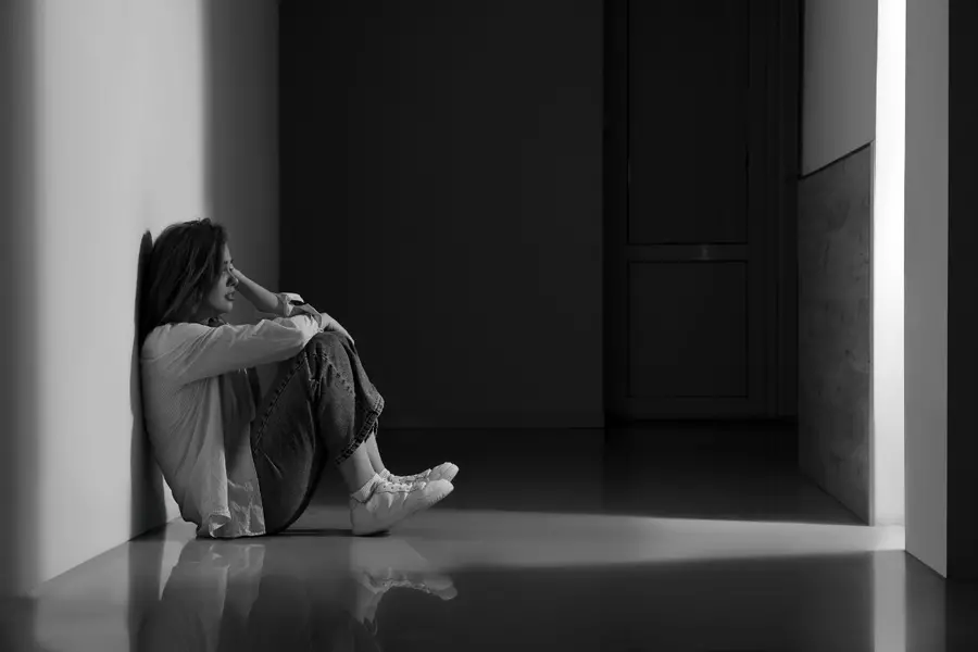 Can childhood neglect affect mental health in adulthood? New study examines suicide risk