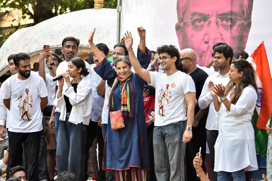 ‘ചിലർ സ്വയംപ്രഖ്യാപിത ലിബറലുകൾ ആയി കോമാളികളാകുന്നു’; കോൺഗ്രസിനെതിരെ പരോക്ഷ വിമർശനവുമായി സിജെപി