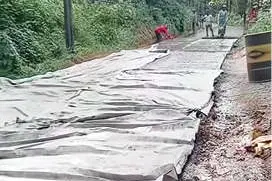 ഉടുമ്പന്നൂർ-മണിയാറൻകുടി റോഡ് പണി പുരോഗമിക്കുന്നു