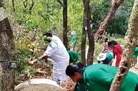 ഒടുവിൽ വൃത്തിയാക്കി...