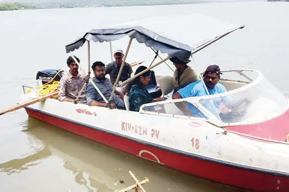 പഴയങ്ങാടി പുഴയിൽ സമാന്തരപാലം: ആഴപരിശോധന തുടങ്ങി