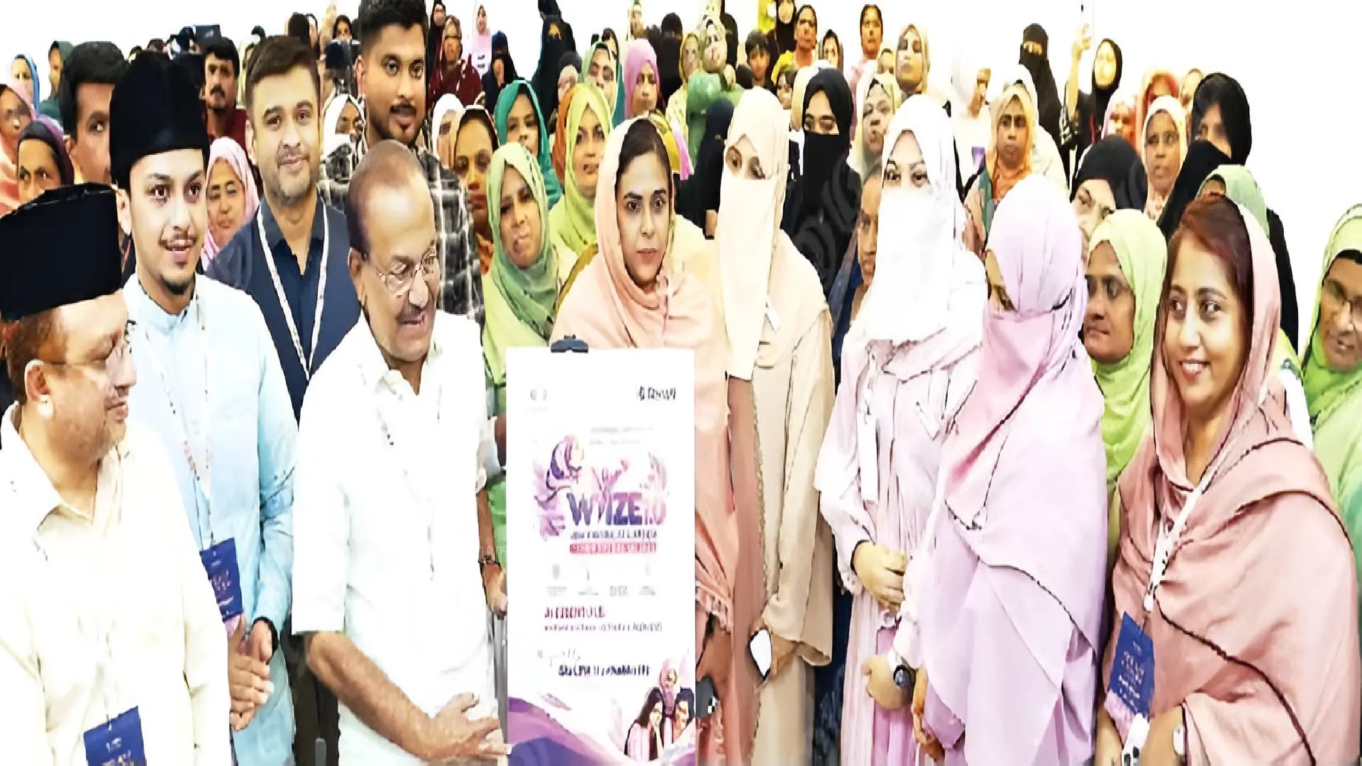സിനർജി വിെമൻസ് ഫൗണ്ടേഷന്റെ സ്തനാർബുദ ബോധവത്കരണ ക്യാമ്പ് മന്ത്രി പി.കെ. കുഞ്ഞാലിക്കുട്ടി ഉദ്ഘാടനംചെയ്യുന്നു. പാണക്കാട് അബ്ബാസലി ശിഹാബ് തങ്ങൾ, റാജിഹ് അലി ശിഹാബ് തങ്ങൾ, നഗരസഭാധ്യക്ഷ അഡ്വ. വി. റിനിഷ, അബ്ബാസലി തങ്ങളുടെ ഭാര്യ സജ്ന സഖാഫ്, ബഷീറലി തങ്ങളുടെ ഭാര്യ ഷെമീമ ബഹസ്സൻ, മുനവ്വറലി തങ്ങളുടെ ഭാര്യ ഹനിയ സഖാഫ് എന്നിവർ സമീപം.