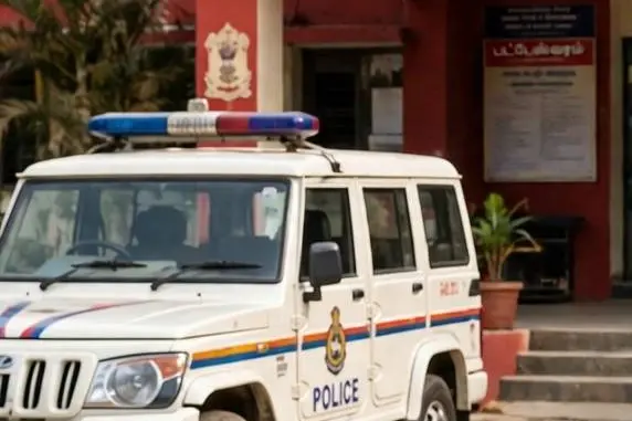 ‘തായ്മാമൻ തങ്കമോതിരം’ നൽകിയില്ല: നഴ്സിനുനേരെ ആക്രമണം, കേസെടുത്തു