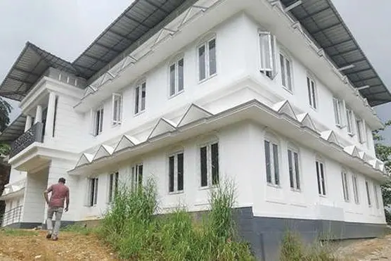 രണ്ടരവർഷം കഴിഞ്ഞില്ലേ...!