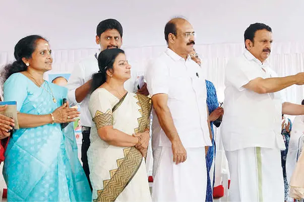 സ്വകാര്യ ആശുപത്രികളിലെ അമിതതുക നിയന്ത്രിക്കും-മന്ത്രി