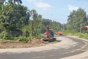 പാതയുടെ ഉപരിതലമൊരുക്കൽ പൂർത്തിയാകുന്നു